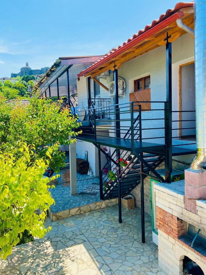 "Mani Guest House" Gjirokastër Buitenkant foto